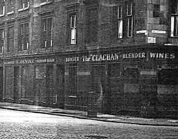 Exterior view of the Clachan Bar 83 Lawmoor Street